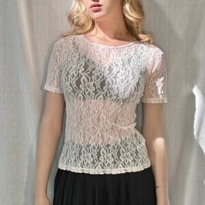 Sheer Lace Floral Light Pink Short Sleeve Top Size Small